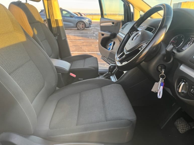 2.0 TDI SE Nav MPV 5dr Diesel DSG Euro 6 (s/s) (17