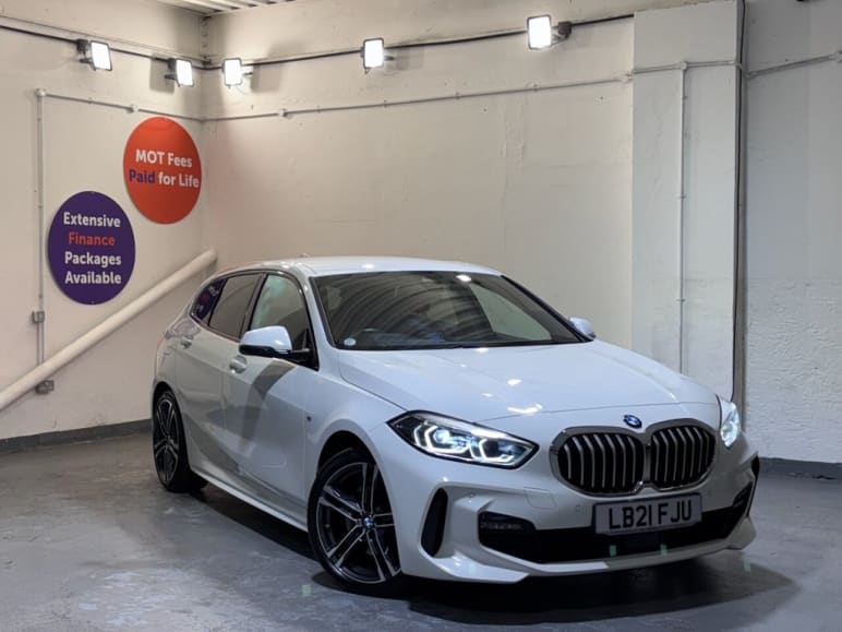 BMW 1 SERIES