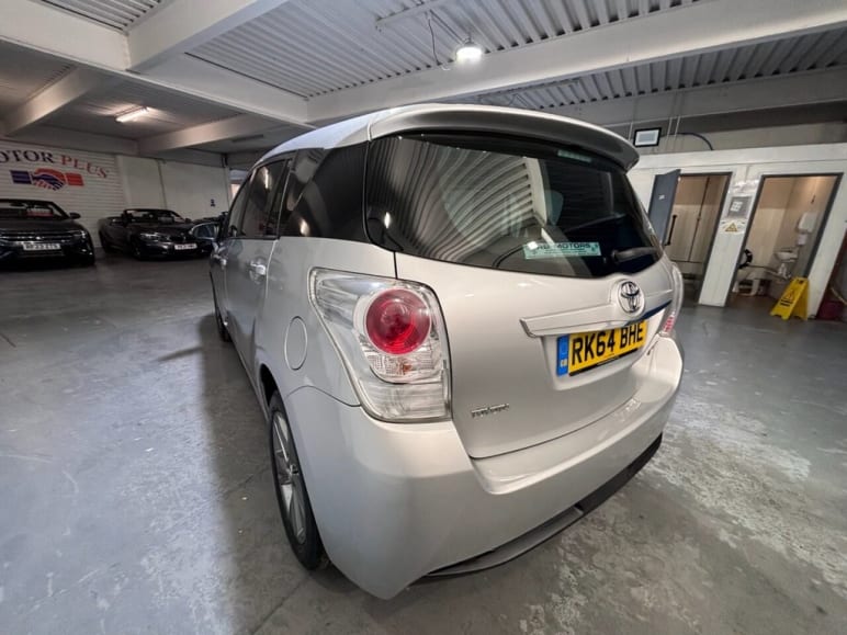 1.8 V-Matic Trend MPV 5dr Petrol Multidrive S Euro