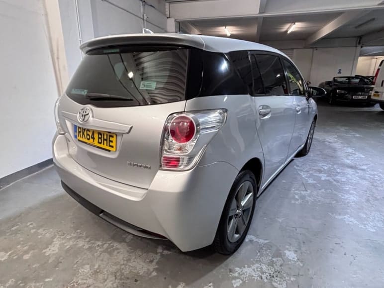 1.8 V-Matic Trend MPV 5dr Petrol Multidrive S Euro