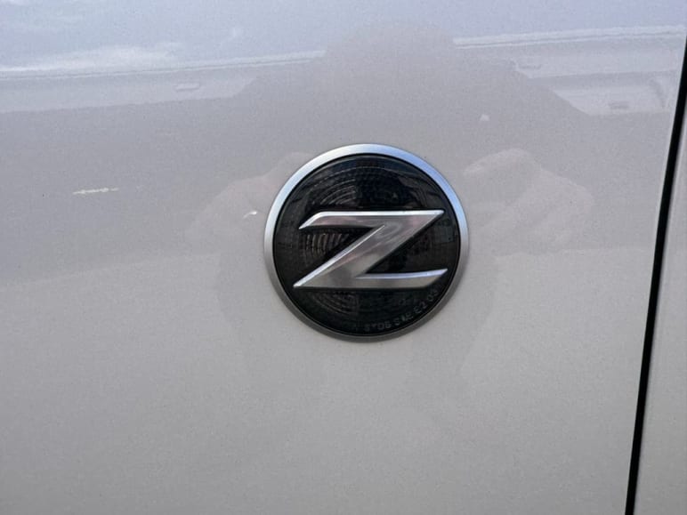 3.7 V6 GT 3d 323 BHP