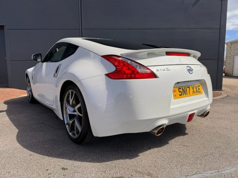 3.7 V6 GT 3d 323 BHP