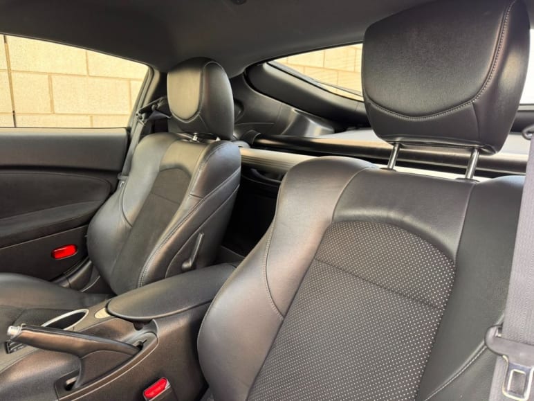 3.7 V6 GT 3d 323 BHP