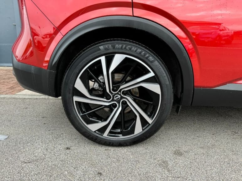 1.3 DIG-T TEKNA PLUS DCT MHEV 5d 156 BHP