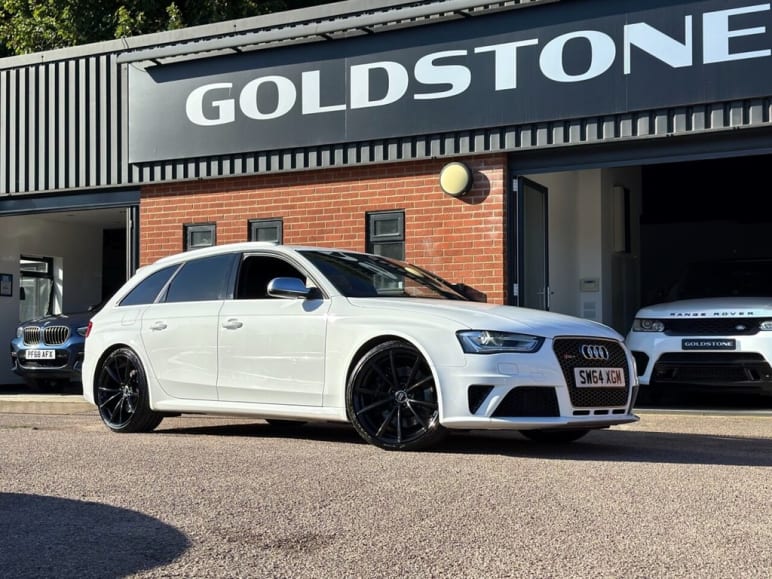 AUDI RS4