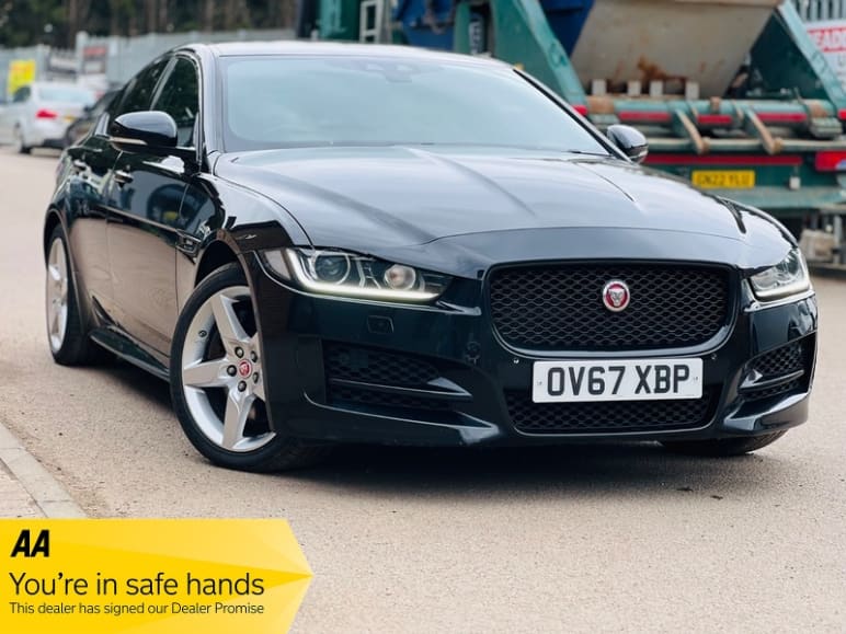 JAGUAR XE