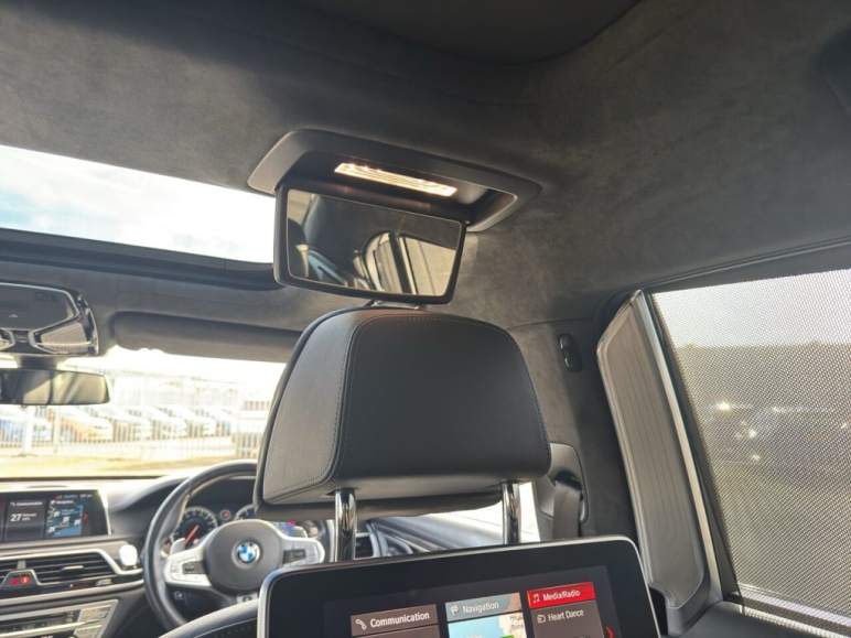 M760L 6.6 Twin Turbo V12 Limousine XDrive Euro 6