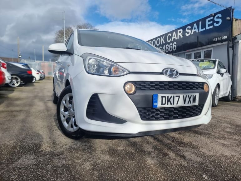 HYUNDAI I10