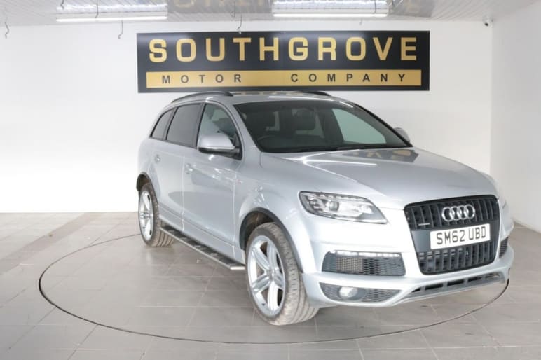 AUDI Q7