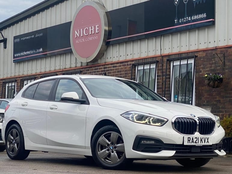BMW 1 SERIES