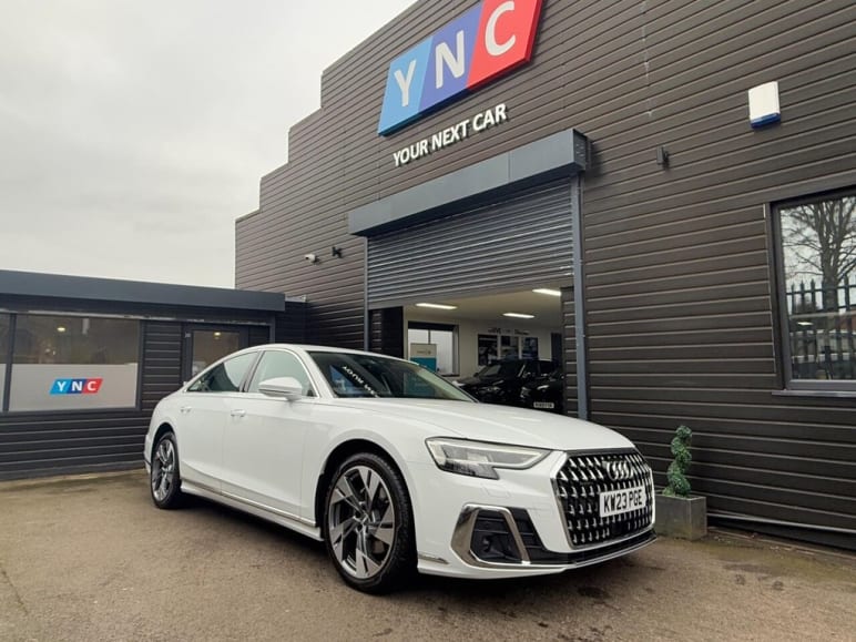 AUDI A8