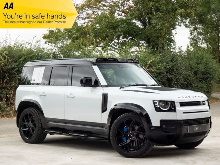 LAND ROVER DEFENDER
