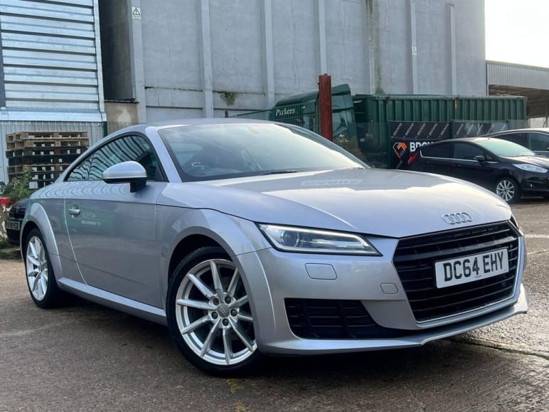 AUDI TT