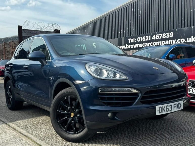 PORSCHE CAYENNE