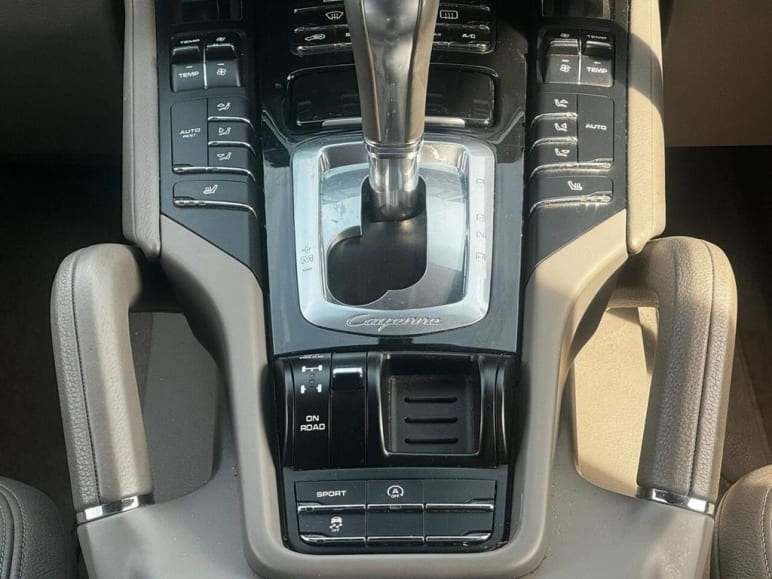 3.0L D V6 TIPTRONIC 5d AUTO 245 BHP