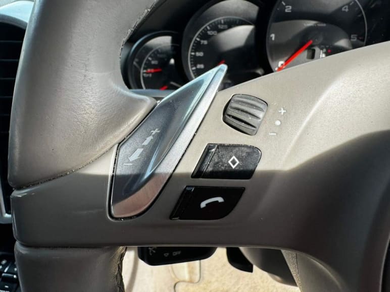3.0L D V6 TIPTRONIC 5d AUTO 245 BHP