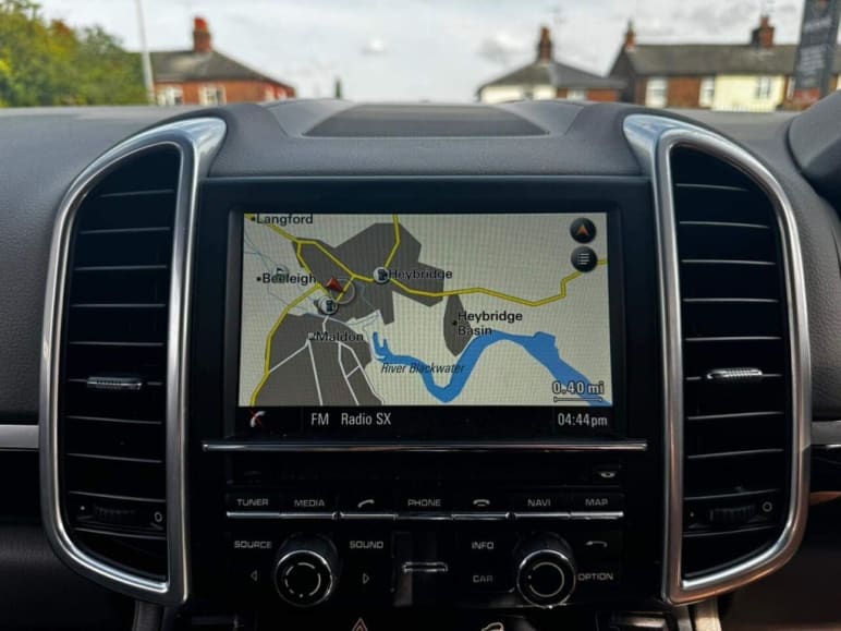 3.0L D V6 TIPTRONIC 5d AUTO 245 BHP