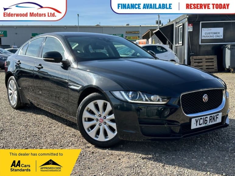 JAGUAR XE