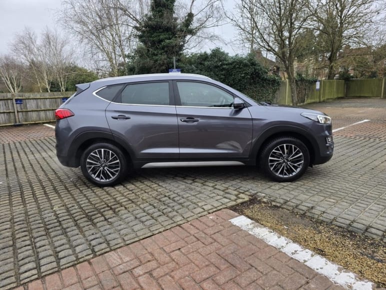 HYUNDAI TUCSON