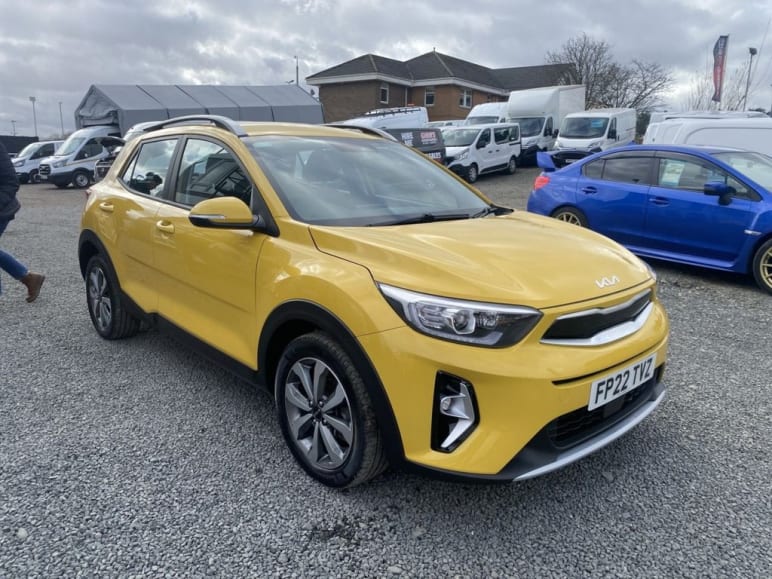 KIA STONIC