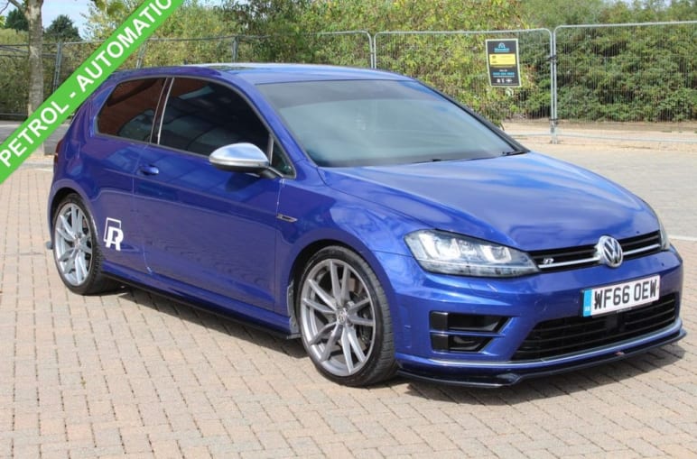VOLKSWAGEN GOLF