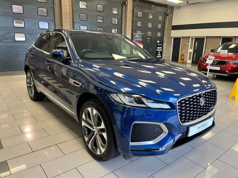 JAGUAR F-PACE