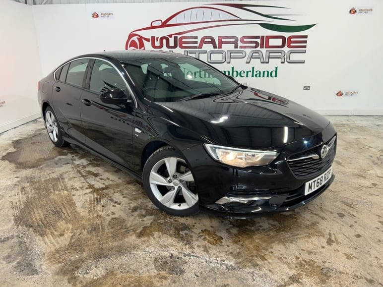 VAUXHALL INSIGNIA