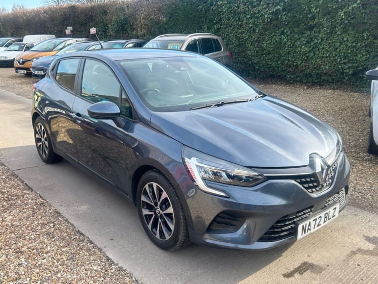 RENAULT CLIO