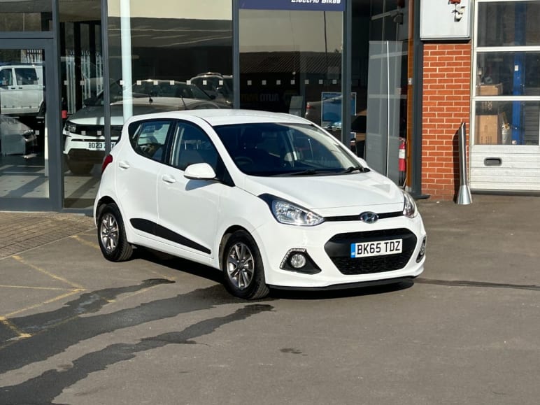 HYUNDAI I10