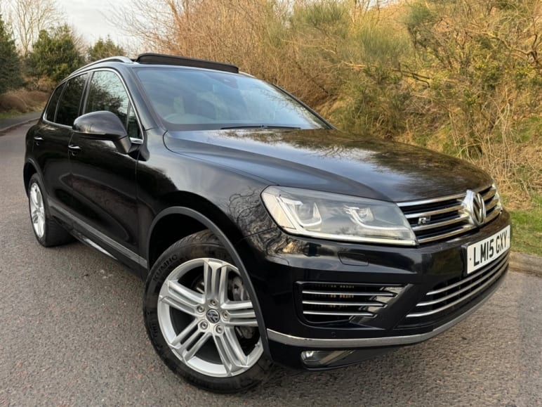 VOLKSWAGEN TOUAREG