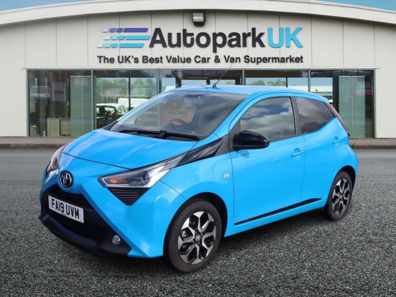 TOYOTA AYGO