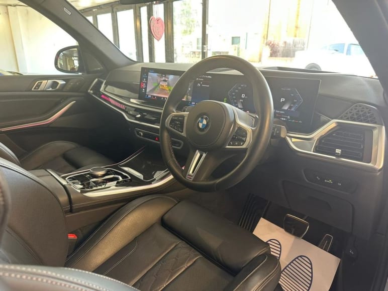 4.4 M60I XDRIVE 5d 523 BHP