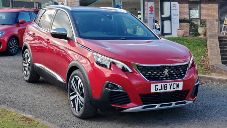 PEUGEOT 3008
