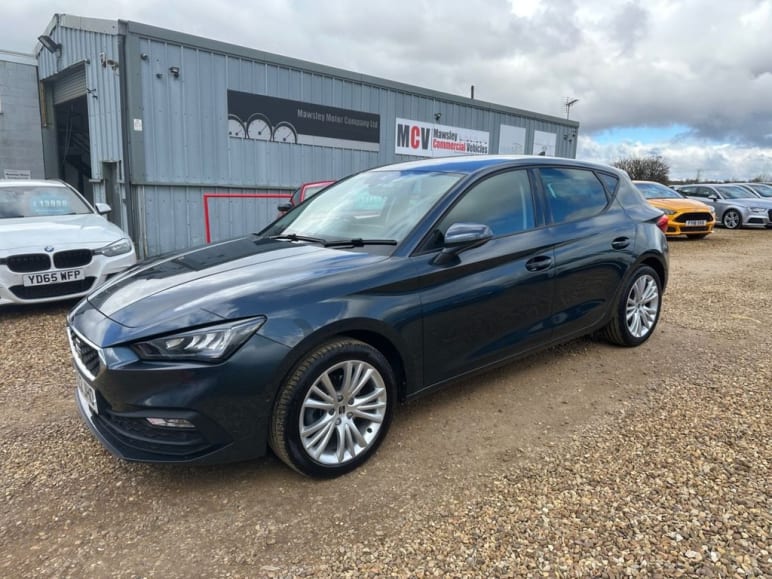 SEAT LEON