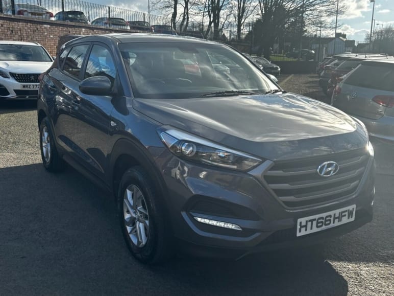 HYUNDAI TUCSON
