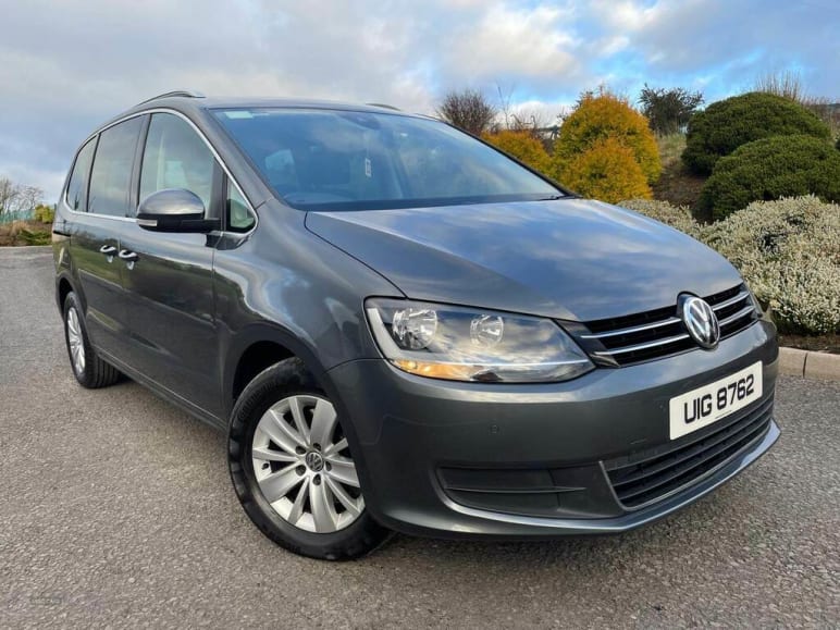 VOLKSWAGEN SHARAN