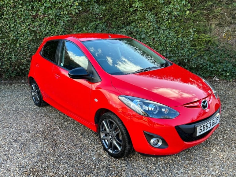 MAZDA 2