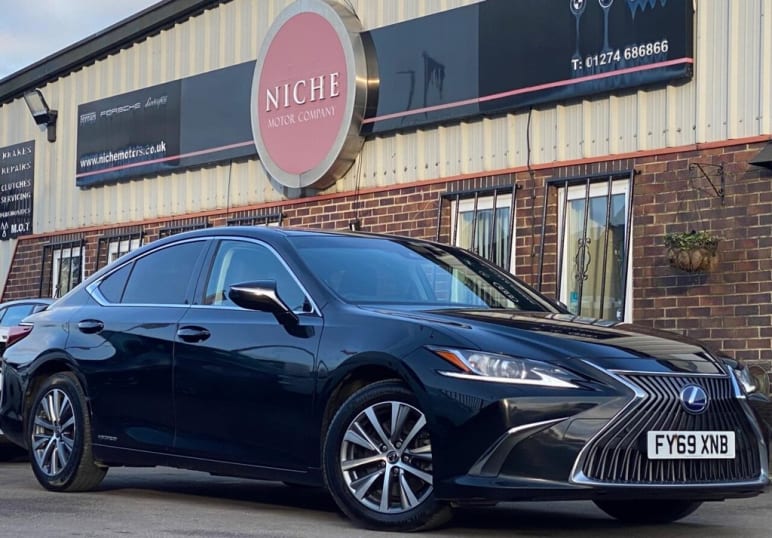 LEXUS ES