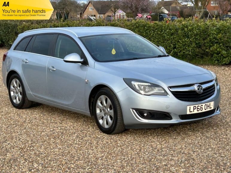 VAUXHALL INSIGNIA