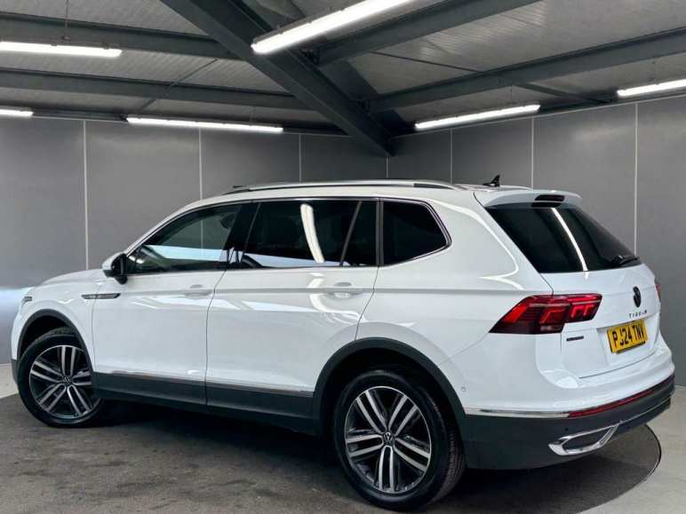2.0 TDI Elegance DSG 4Motion Euro 6 (s/s) 5dr