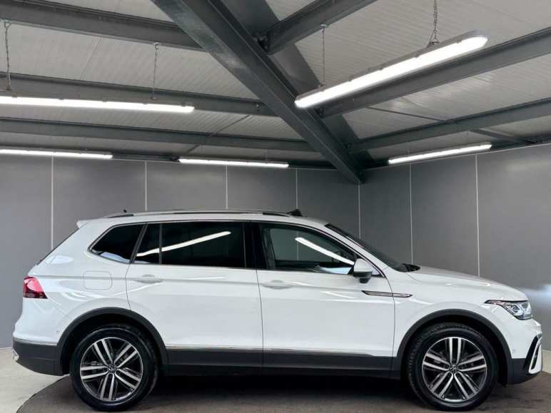2.0 TDI Elegance DSG 4Motion Euro 6 (s/s) 5dr