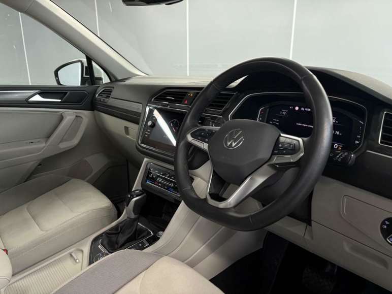 2.0 TDI Elegance DSG 4Motion Euro 6 (s/s) 5dr