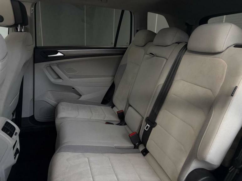2.0 TDI Elegance DSG 4Motion Euro 6 (s/s) 5dr