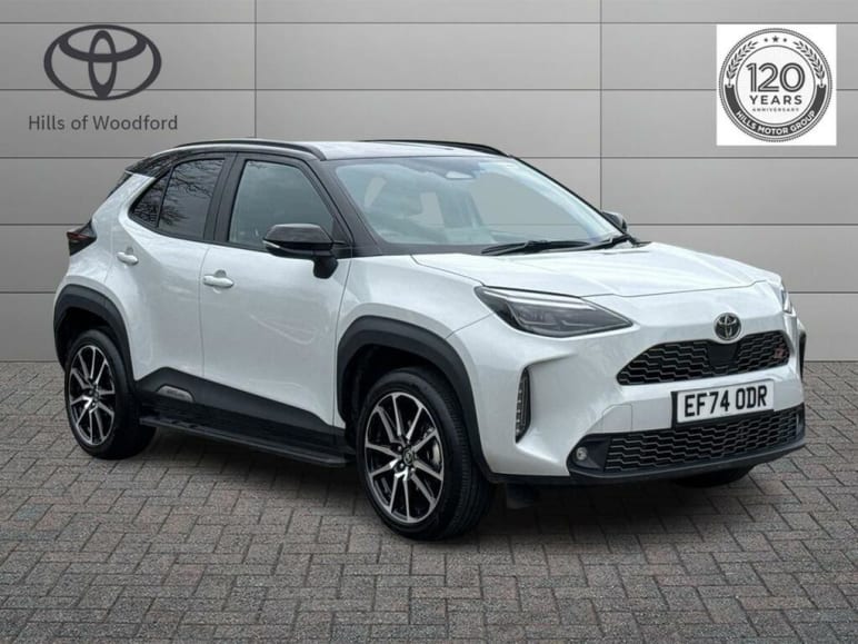 TOYOTA YARIS CROSS