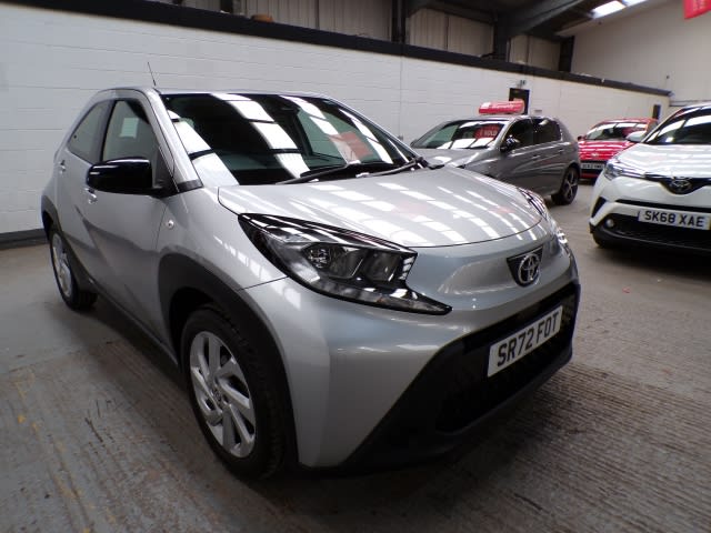 TOYOTA AYGO X
