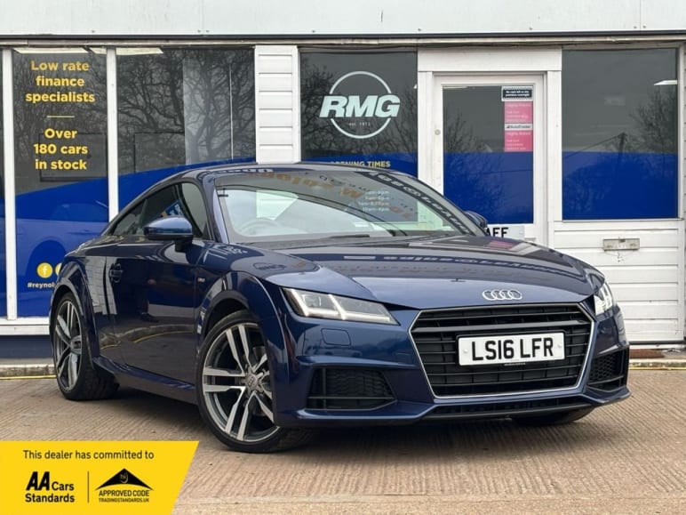 AUDI TT