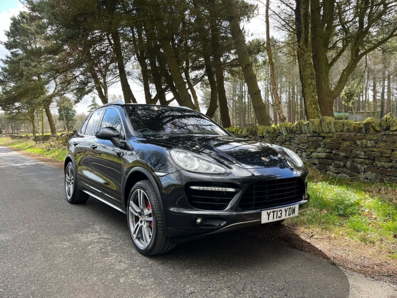 PORSCHE CAYENNE