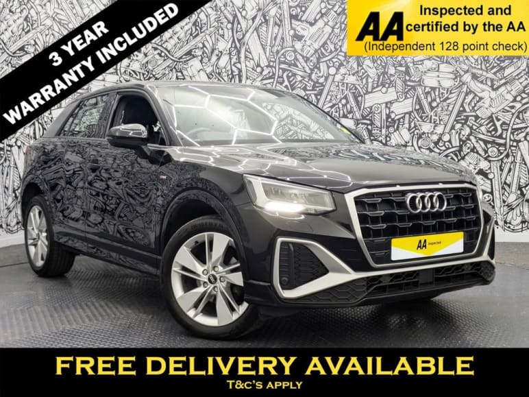AUDI Q2