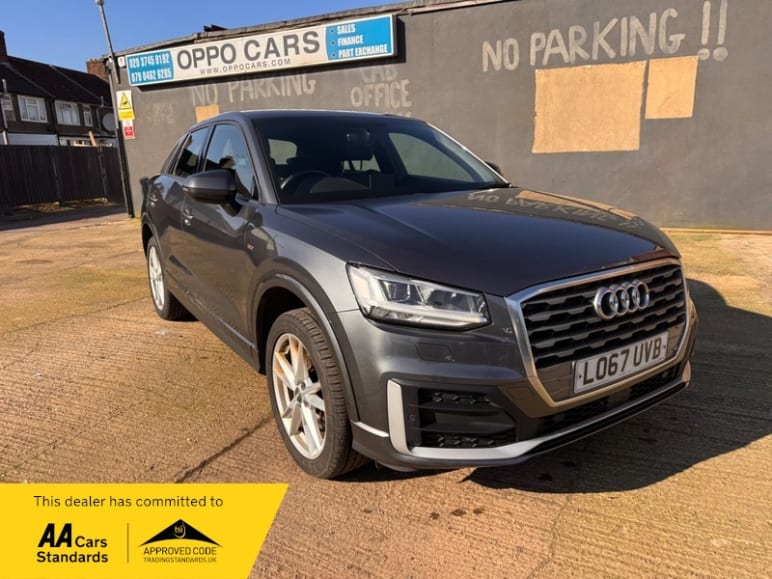 AUDI Q2