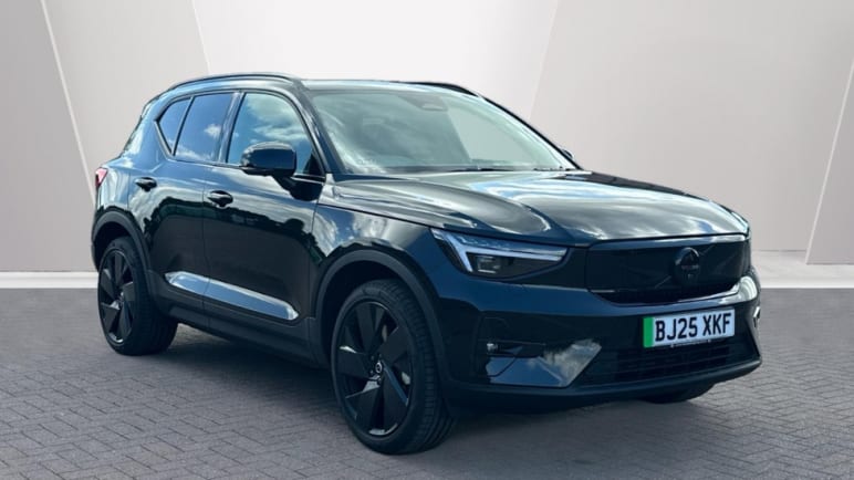 VOLVO EX40